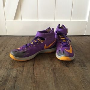 Nike Hyper Rev Basketball Shoes